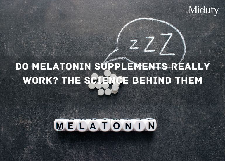 Tablets spelling 'MELATONIN' with a speech bubble and zzz above them